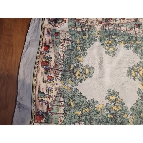 Liberty of London Scarf colonial print ladies gentlemen square 26 x 27 gray red - Picture 8 of 10